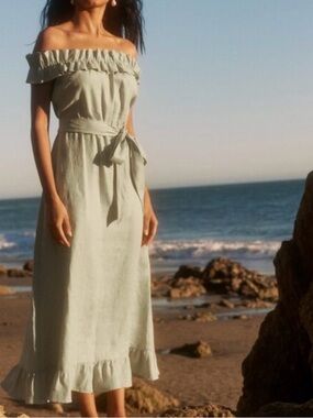Reformation Sycamore Linen Maxi Dress in Dried Herbs